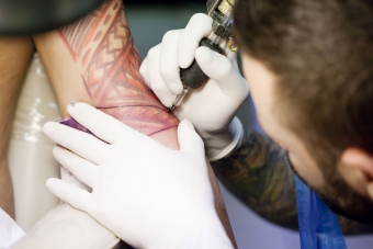 Tatouage par effraction cutanée et perçage corporel 